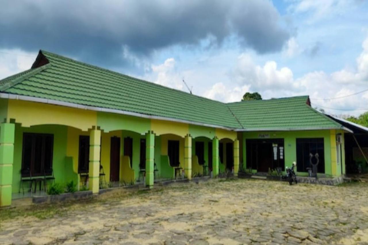 Oyo 3243 3 Be Garden Hotel Penajam Bagian luar foto